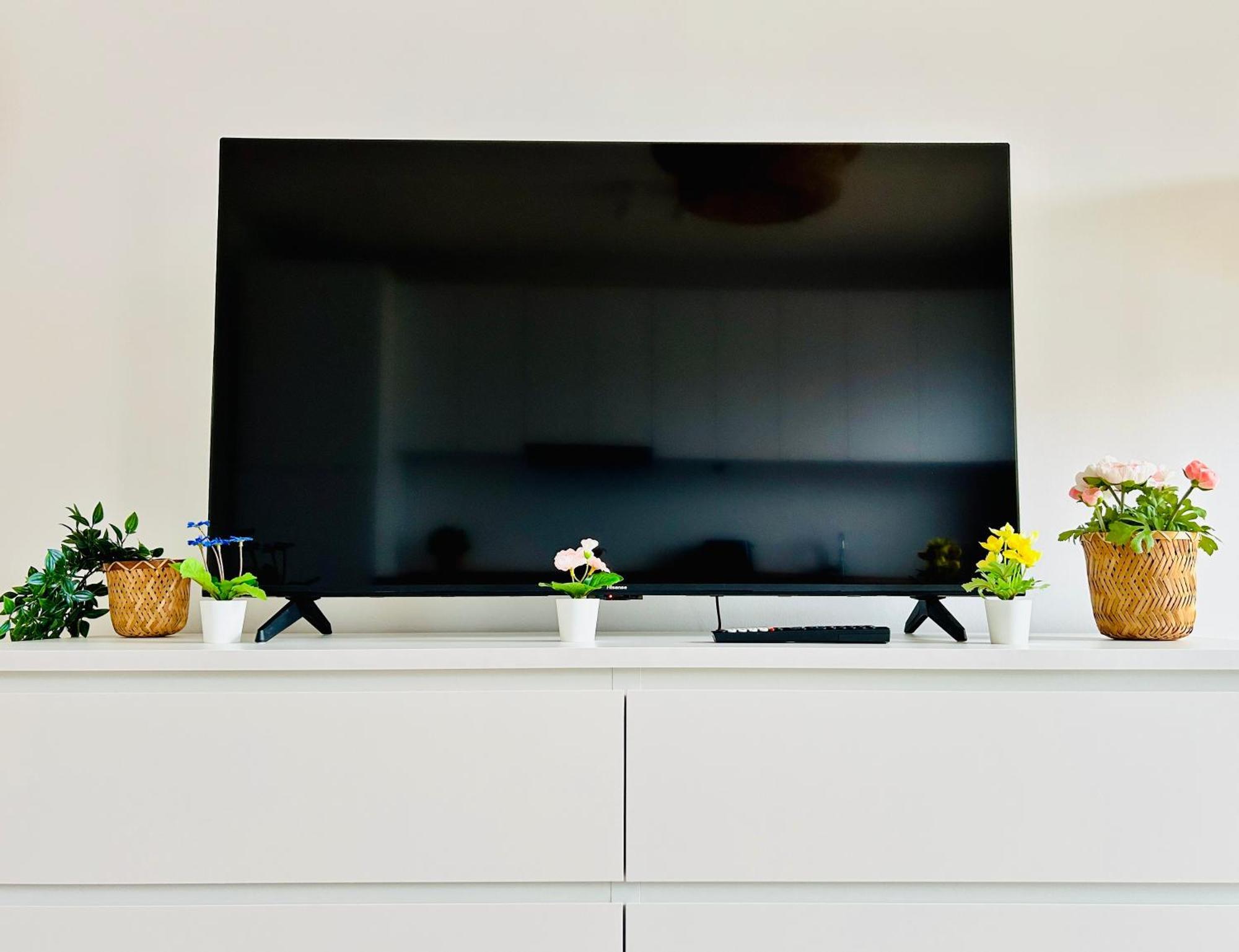 Modern Apartment With Balcony & Free Parking - Nearby Metro Vienne Extérieur photo