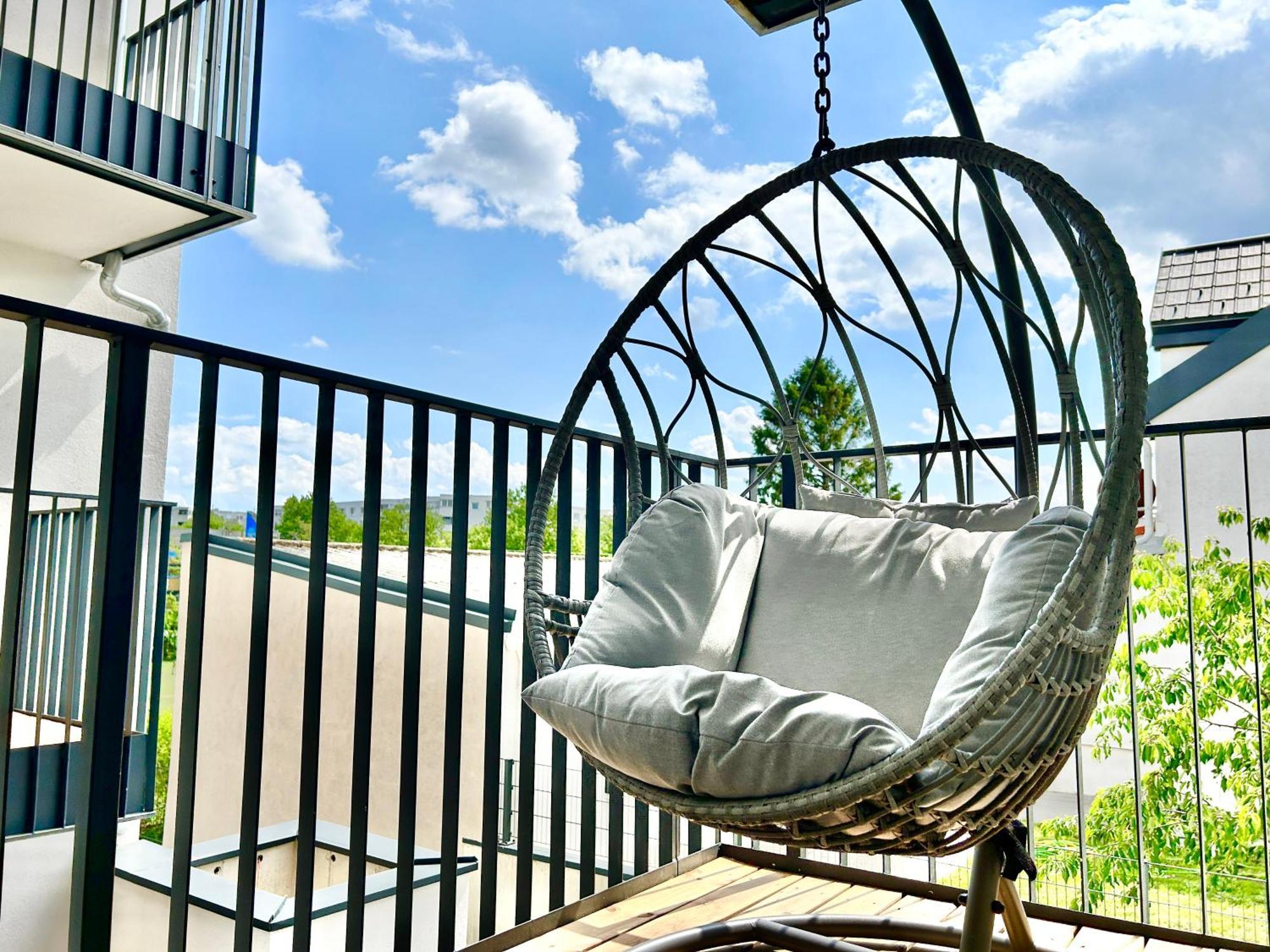 Modern Apartment With Balcony & Free Parking - Nearby Metro Vienne Extérieur photo